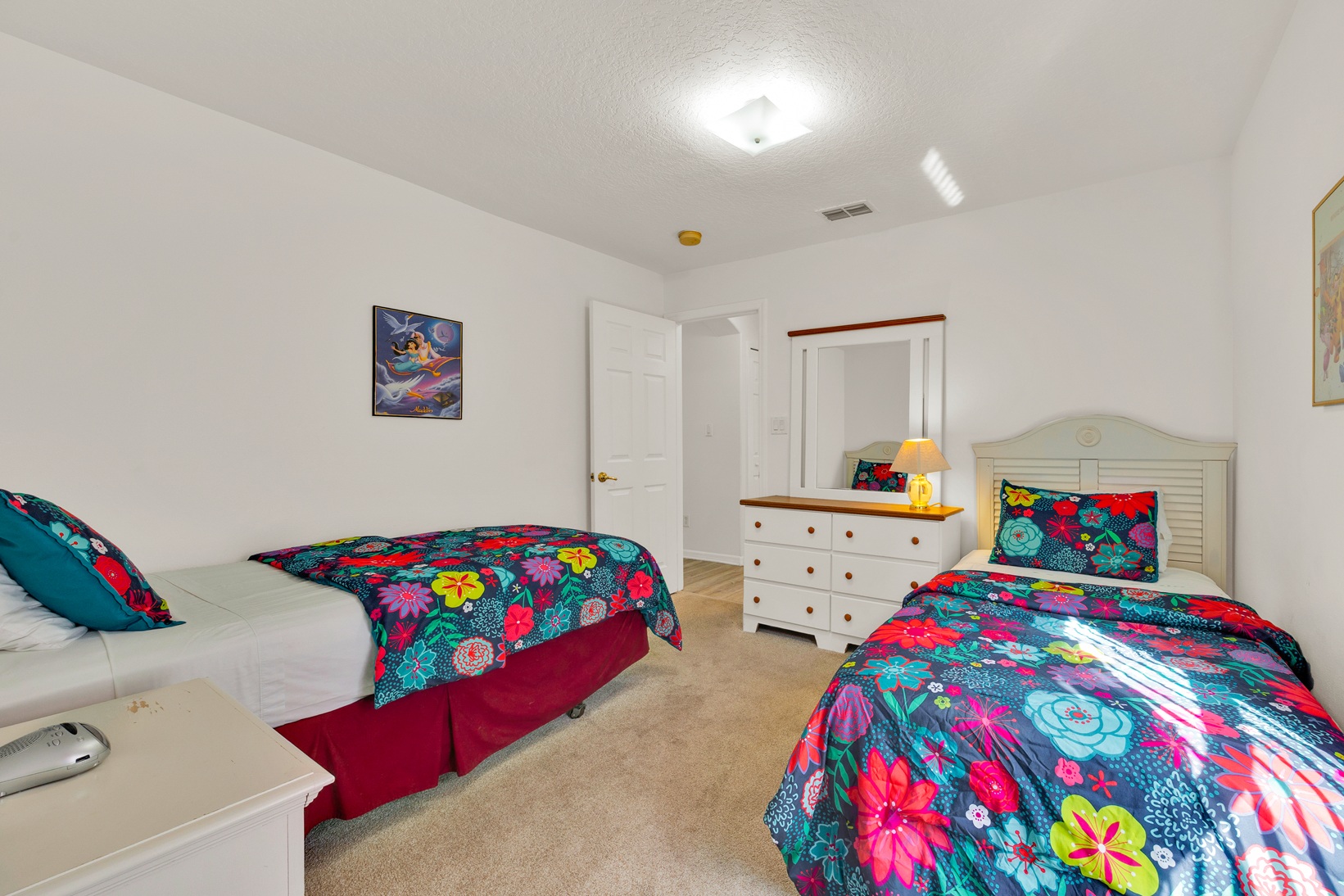 Disney twin bedroom setup for family holidays