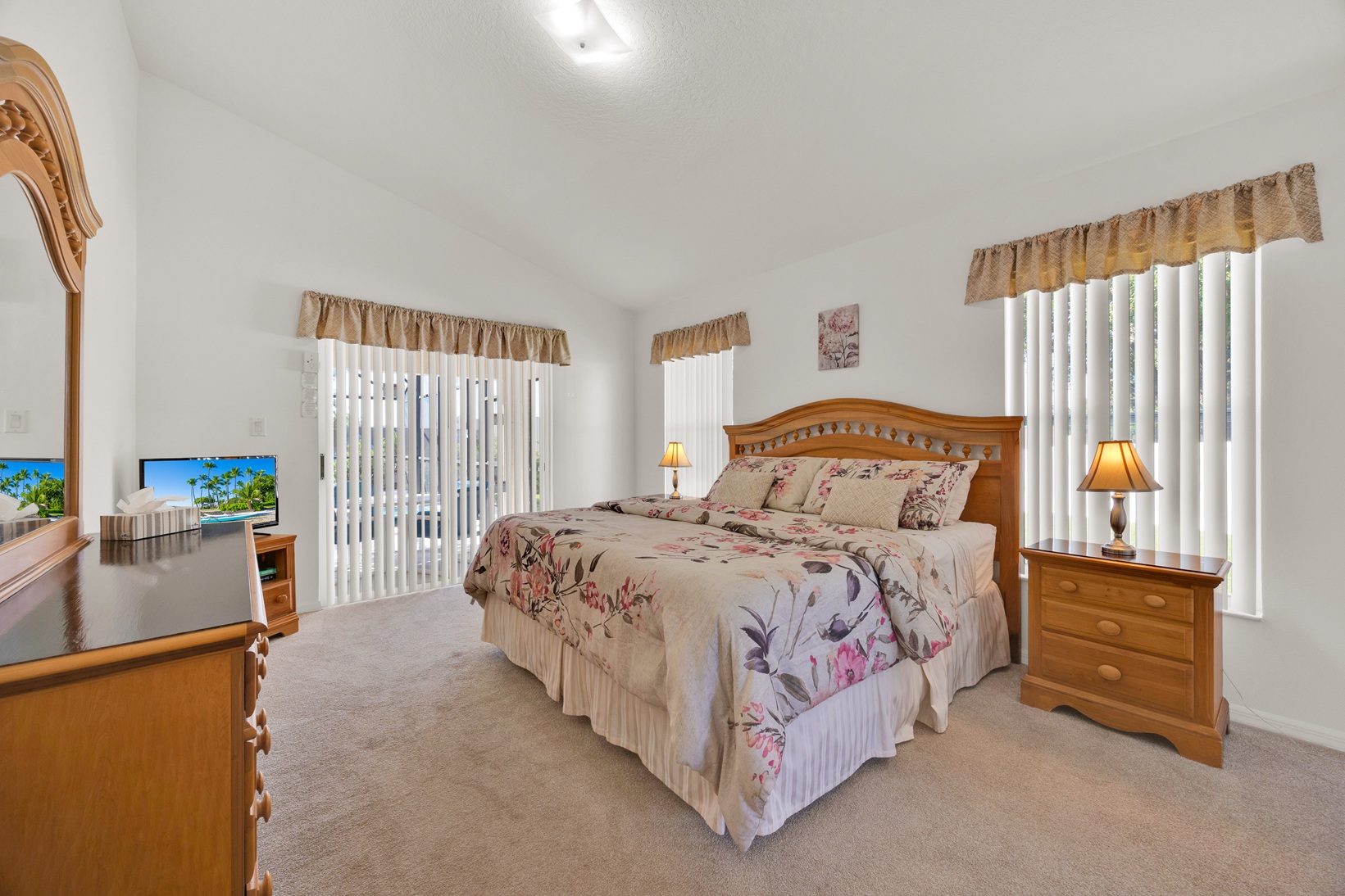 Spacious master bedroom with en suite